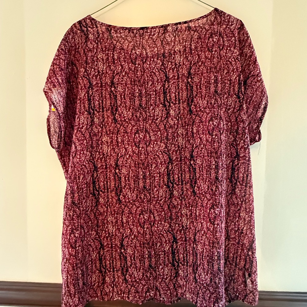 Women's Red Patterned Top - Picture 2 of 3